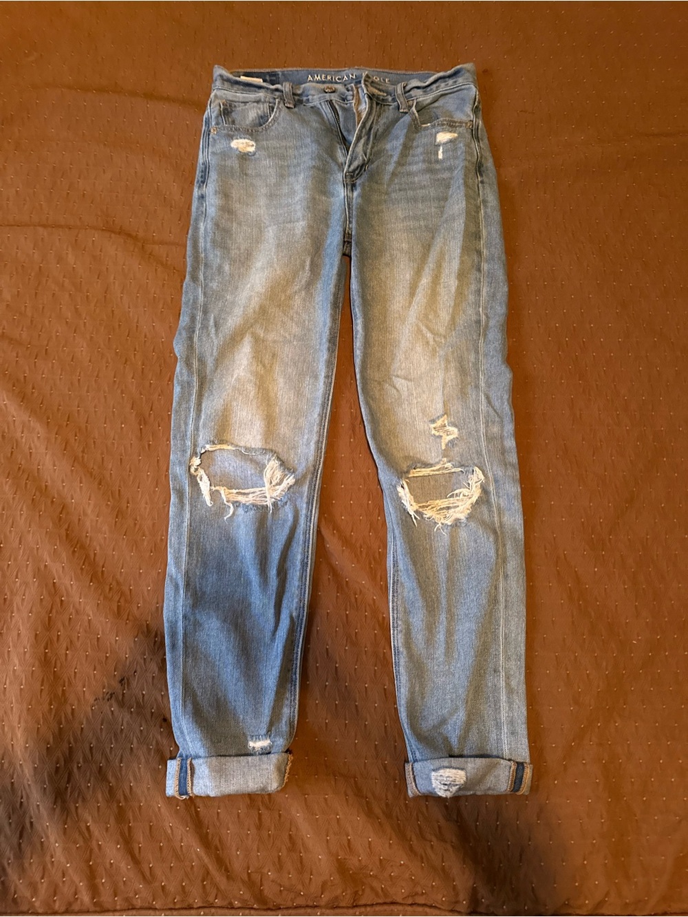 American Eagle Outfitters Light Blue Distressed Mom Jeans